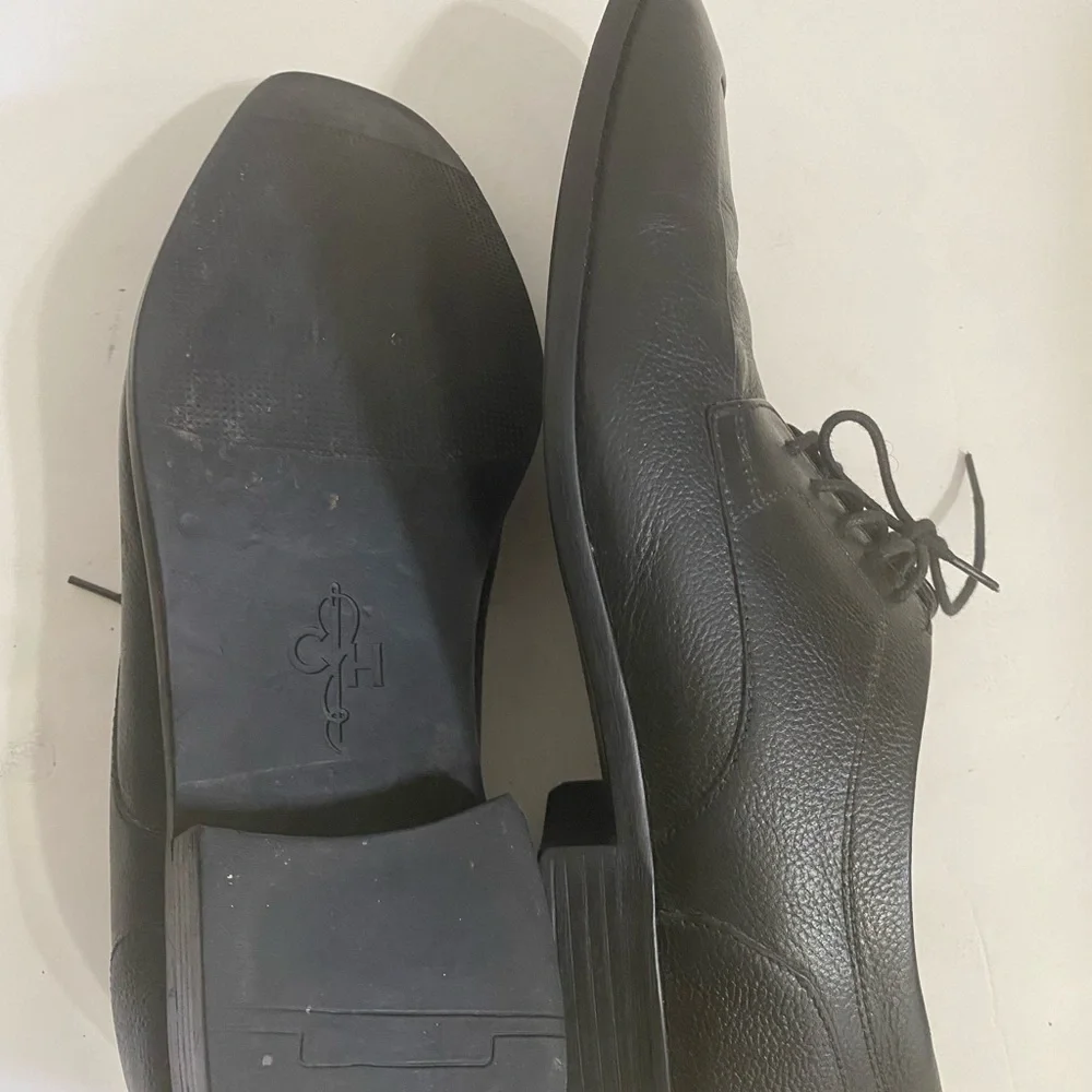Cole Haan men lace